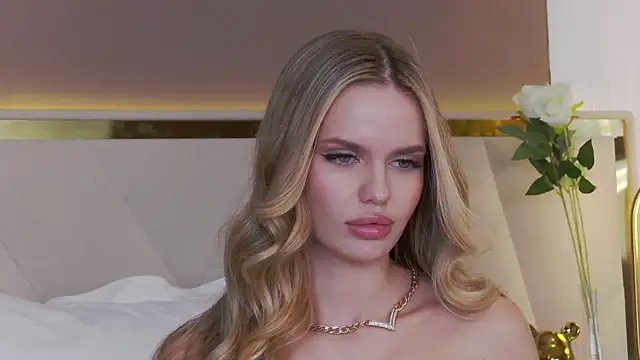 KristinaMaers online show from 01/27/25, 12:54