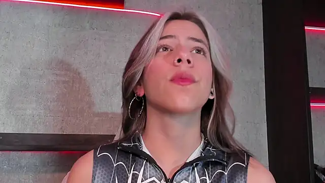 ArtemisaBlake online show from 02/14/25, 04:31