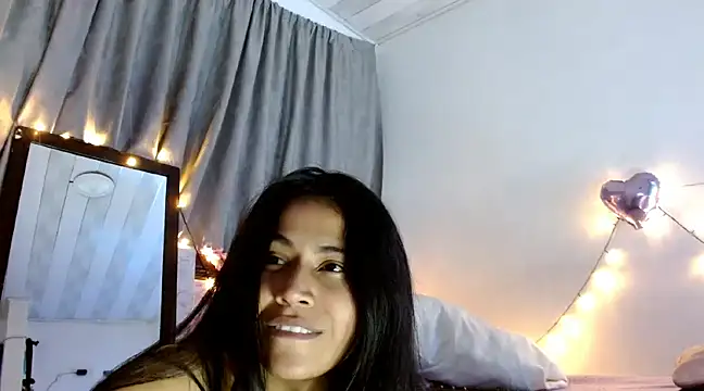 Snapshot of brihanna_lena chatting on 12/29/24, 07:39 brihanna lena online show from 12/29/24, 07:39