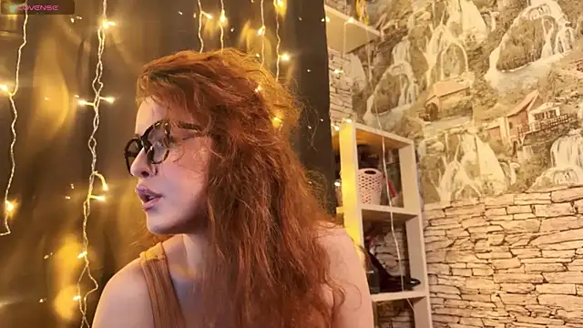 LaurenRossss online show from 02/06/25, 10:32