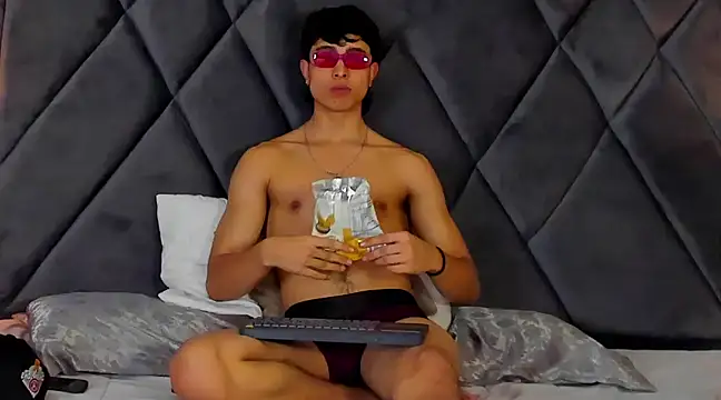 JoshRashfordd online show from 01/30/25, 06:21