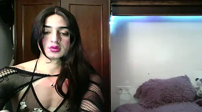 Snapshot of EDUARDA4 chatting on 12/16/24, 10:13 EDUARDA4 online show from 12/16/24, 10:13