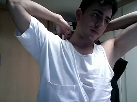 Snapshot of EDUARDA4 chatting on 12/23/24, 12:25 EDUARDA4 online show from 12/23/24, 12:25