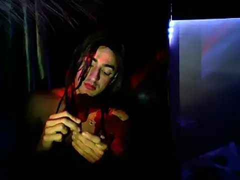 Snapshot of EDUARDA4 chatting on 12/29/24, 07:00 EDUARDA4 online show from 12/29/24, 07:00
