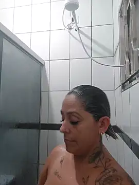 Snapshot of baixinhaloira chatting on 02/27/25, 02:10 baixinhaloira online show from 02/27/25, 02:10