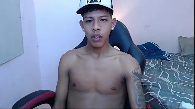 Snapshot of mr_stiven_ chatting on 01/04/25, 09:10 mr stiven online show from 01/04/25, 09:10