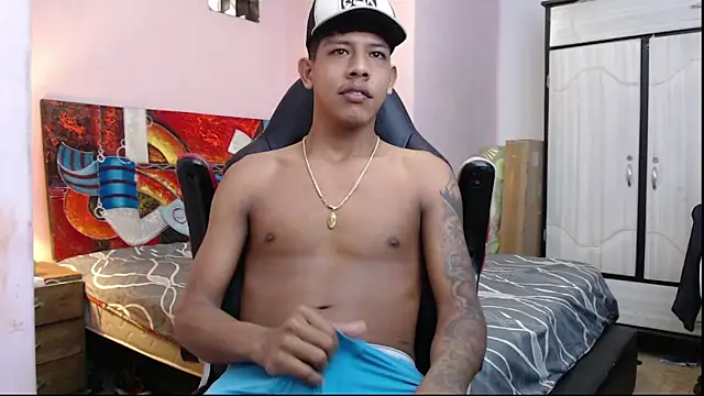 Snapshot of mr_stiven_ chatting on 02/05/25, 05:52 mr stiven online show from 02/05/25, 05:52