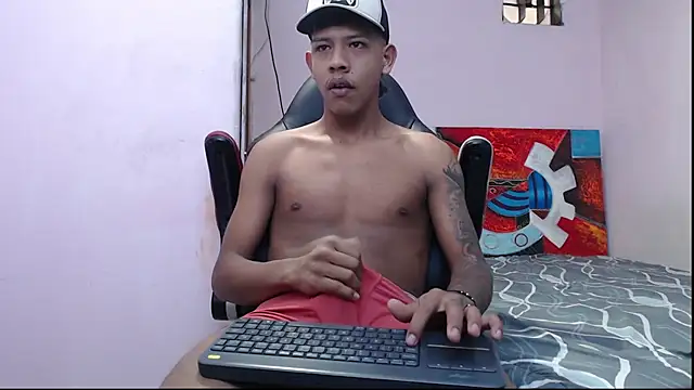 Snapshot of mr_stiven_ chatting on 02/06/25, 07:13 mr stiven online show from 02/06/25, 07:13