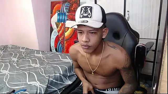 Snapshot of mr_stiven_ chatting on 02/07/25, 08:44 mr stiven online show from 02/07/25, 08:44