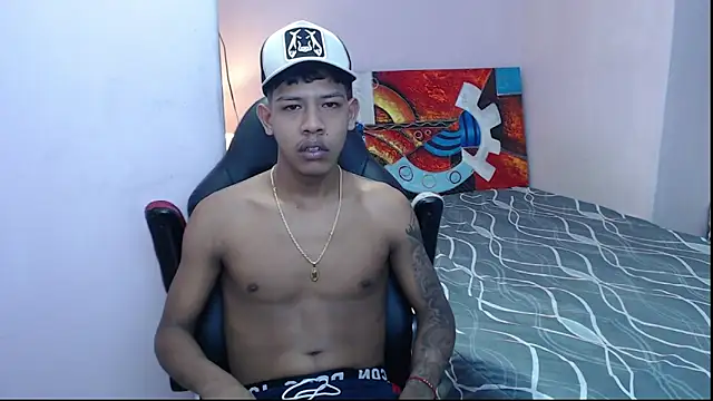 Snapshot of mr_stiven_ chatting on 02/08/25, 02:58 mr stiven online show from 02/08/25, 02:58