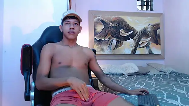 Snapshot of mr_stiven_ chatting on 02/20/25, 05:44 mr stiven online show from 02/20/25, 05:44
