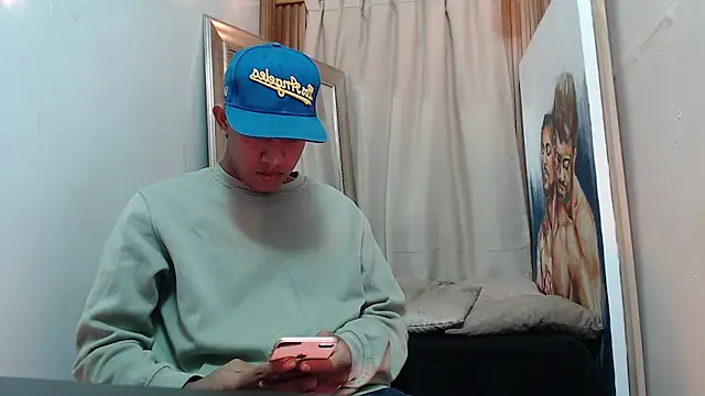 Snapshot of mr_stiven_ chatting on 10/14/25, 03:07 mr stiven online show from 10/14/25, 03:07