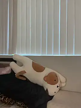 Charismasweets online show from 03/08/25, 01:28