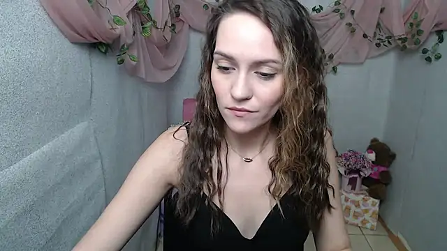 Lina Star S online show from 12/24/24, 06:22