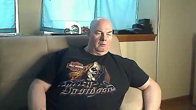 Snapshot of harley99574 chatting on 12/20/24, 05:08 harley99574 online show from 12/20/24, 05:08