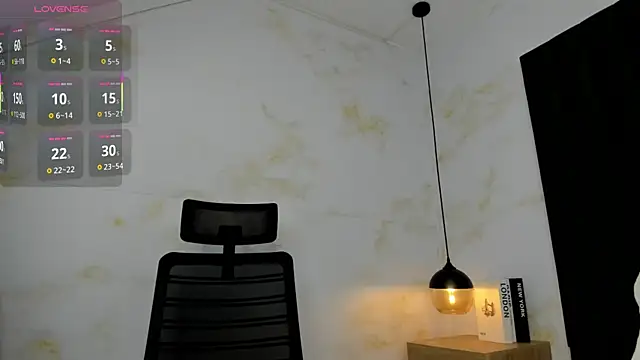 africa holmes online show from 10/24/25, 02:08