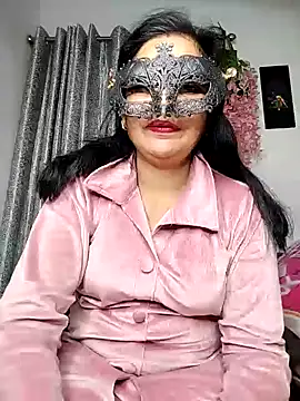 Snapshot of sexy_bhabhi69 chatting on 03/07/25, 10:45 sexy bhabhi69 online show from 03/07/25, 10:45