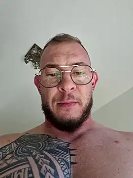 jourdinio13 online show from 09/15/25, 01:22