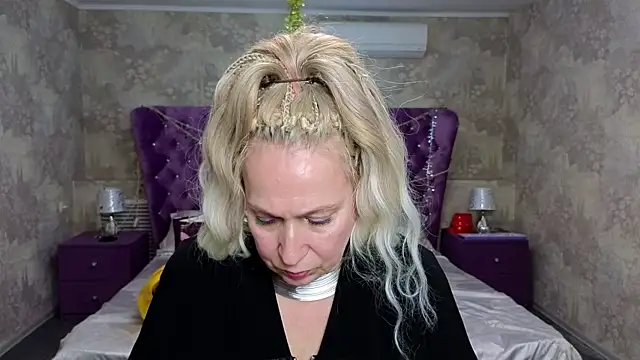 Snapshot of Penelope_Pinky chatting on 01/19/25, 04:46 Penelope Pinky online show from 01/19/25, 04:46