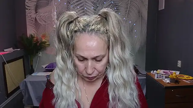 Snapshot of Penelope_Pinky chatting on 01/30/25, 08:21 Penelope Pinky online show from 01/30/25, 08:21