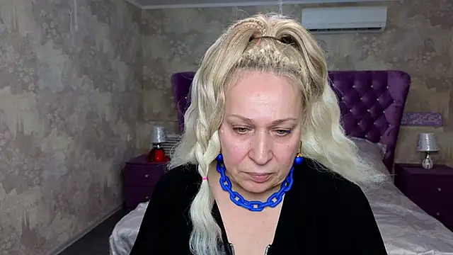 Snapshot of Penelope_Pinky chatting on 01/31/25, 01:56 Penelope Pinky online show from 01/31/25, 01:56