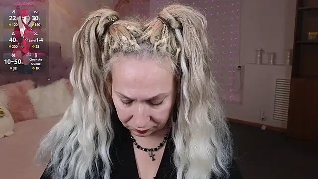 Snapshot of Penelope_Pinky chatting on 02/04/25, 05:34 Penelope Pinky online show from 02/04/25, 05:34