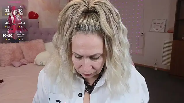 Snapshot of Penelope_Pinky chatting on 02/12/25, 05:58 Penelope Pinky online show from 02/12/25, 05:58