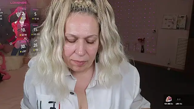 Snapshot of Penelope_Pinky chatting on 02/20/25, 08:47 Penelope Pinky online show from 02/20/25, 08:47