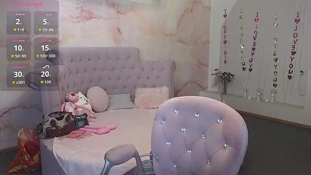 Snapshot of Penelope_Pinky chatting on 11/14/25, 10:36 Penelope Pinky online show from 11/14/25, 10:36