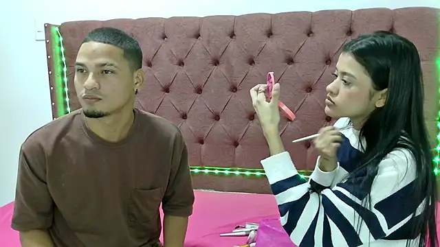 Snapshot of lau_hotfox chatting on 01/25/25, 01:54 lau hotfox online show from 01/25/25, 01:54