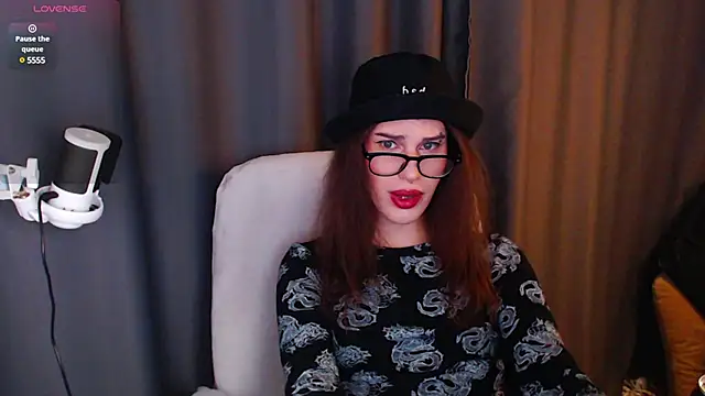 Snapshot of Cassie_Bae chatting on 03/02/25, 02:21 Cassie Bae online show from 03/02/25, 02:21