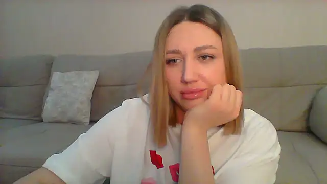 Snapshot of VickyLove047 chatting on 03/04/25, 06:58 VickyLove047 online show from 03/04/25, 06:58