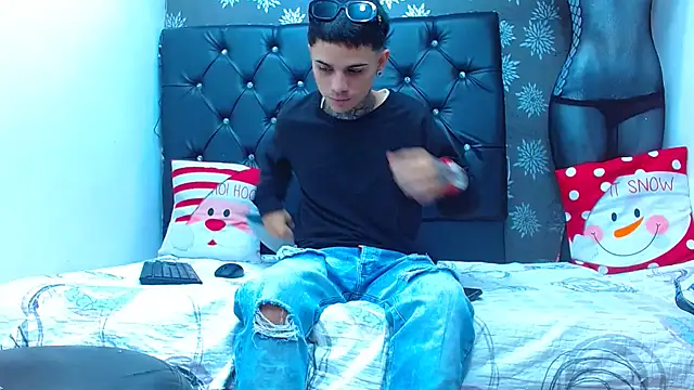 exotic hot couple online show from 12/24/24, 01:49