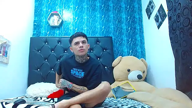 exotic hot couple online show from 03/09/25, 07:26