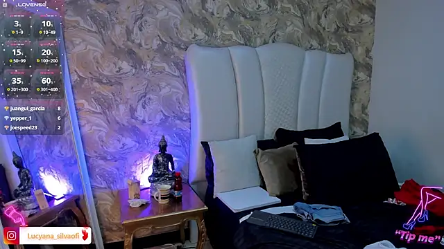 LucyanaSilva online show from 02/04/25, 08:49