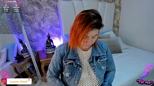 LucyanaSilva online show from 02/10/25, 11:25