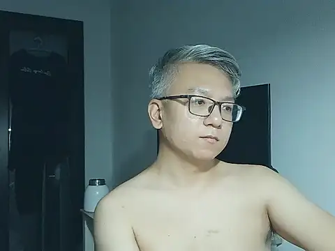 leoUSIR online show from 09/16/25, 03:24