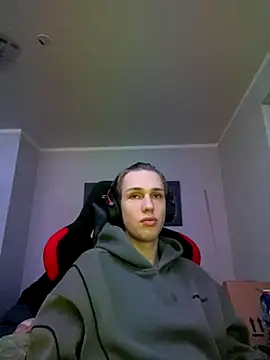 Snapshot of Wommeland chatting on 10/26/25, 03:34 Wommeland online show from 10/26/25, 03:34