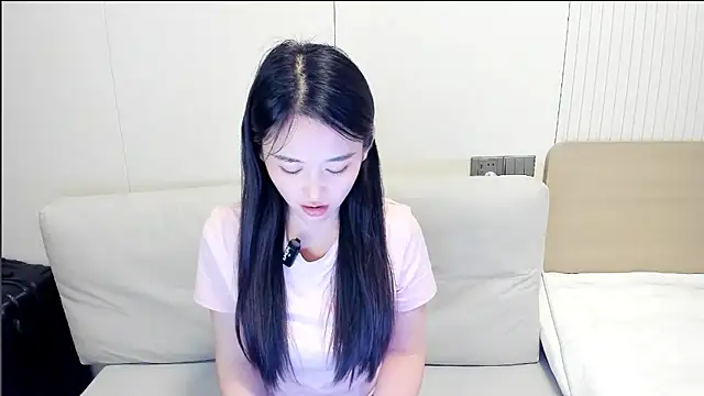 Snapshot of CN-Babycat chatting on 09/19/25, 09:00 CN-Babycat online show from 09/19/25, 09:00