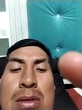 Ruizito27e online show from 10/08/25, 03:04