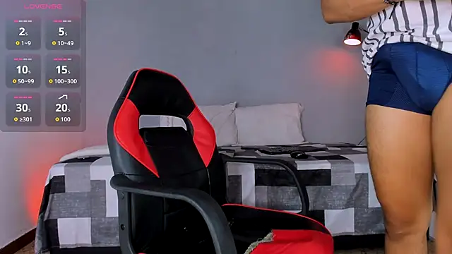 Snapshot of lucas_wellx chatting on 10/30/25, 12:01 lucas wellx online show from 10/30/25, 12:01