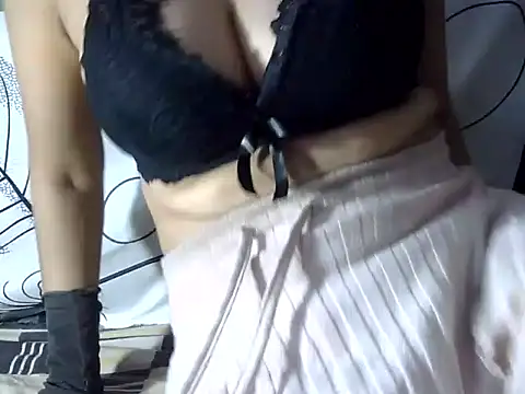 Lovely-Simran online show from 10/02/25, 06:26