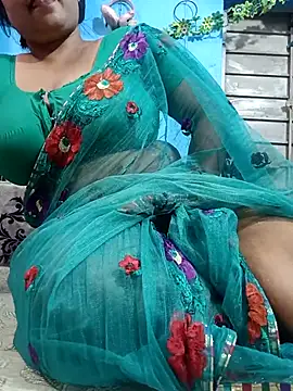 Hot-Manshi2 online show from 10/26/25, 06:47