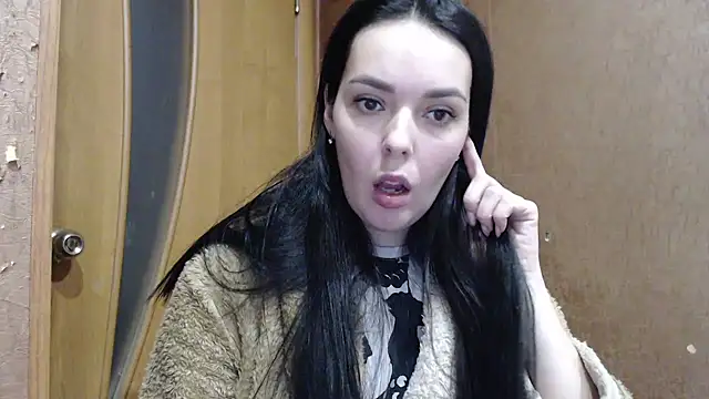 Snapshot of Lissabel chatting on 01/07/25, 09:35 Lissabel online show from 01/07/25, 09:35
