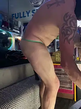 Snapshot of kinkycdslutsv chatting on 10/01/25, 11:11 kinkycdslutsv online show from 10/01/25, 11:11