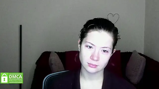 Snapshot of Alicia_redfollow chatting on 10/18/25, 11:33 Alicia redfollow online show from 10/18/25, 11:33