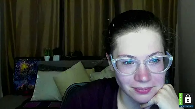 Snapshot of Alicia_redfollow chatting on 10/22/25, 05:24 Alicia redfollow online show from 10/22/25, 05:24