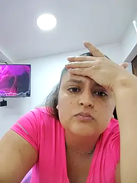 Miss balloonsmila online show from 11/11/25, 01:49