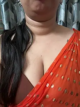 Snapshot of Akhi_Akshaya chatting on 01/06/25, 11:52 Akhi Akshaya online show from 01/06/25, 11:52