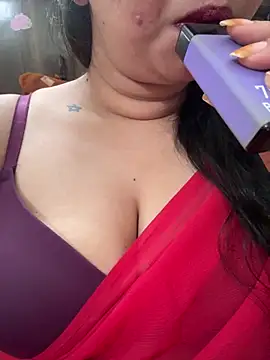 Snapshot of Akhi_Akshaya chatting on 01/11/25, 06:23 Akhi Akshaya online show from 01/11/25, 06:23